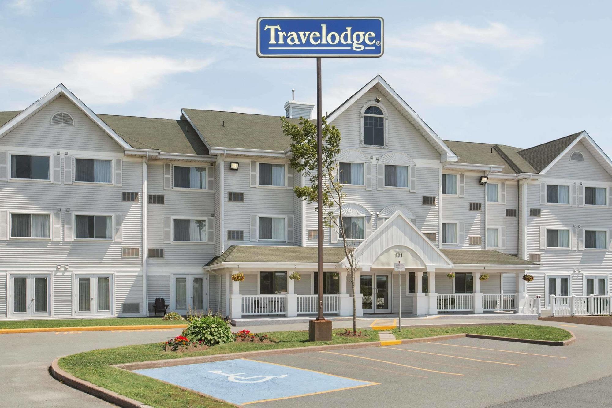 Country Inn & Suites Dartmouth Kültér fotó